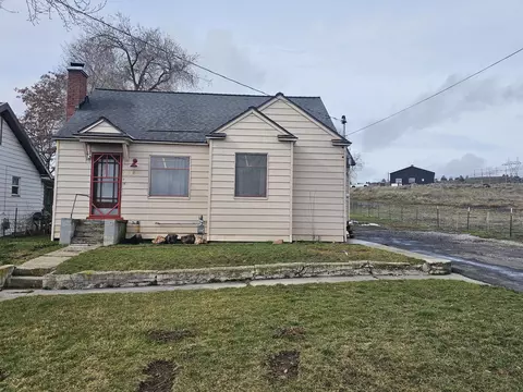 2620 Memorial Dr, Klamath Falls, OR 97601