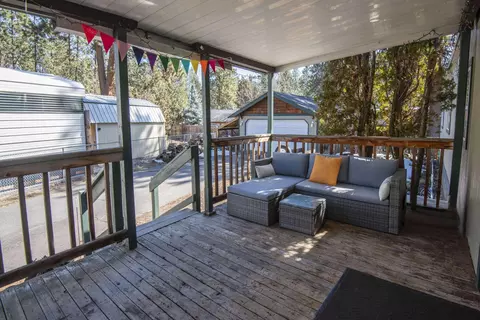 19939 Pine Cone Dr, Bend, OR 97702 photo 2