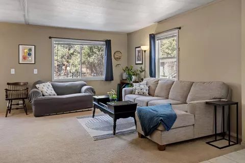 19939 Pine Cone Dr, Bend, OR 97702 photo 4