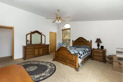 804 Riverbanks Rd, Grants Pass, OR 97527 | 41 Photos - Movoto