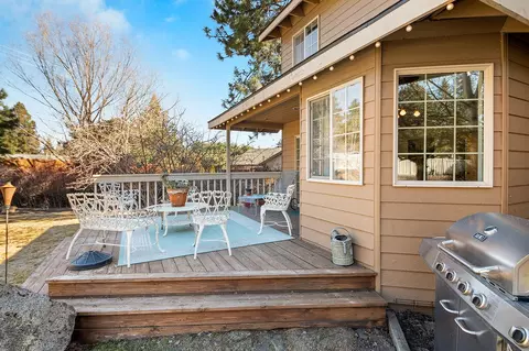 Exterior - 61581 Range Pl, Bend, OR 97702 photo 11 of 22