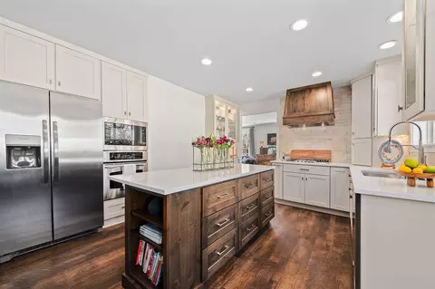 Kitchen - 61581 Range Pl, Bend, OR 97702 photo 1 of 7
