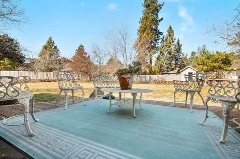 Exterior - 61581 Range Pl, Bend, OR 97702 photo 12 of 22