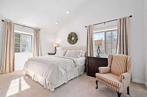 Bedroom - 61581 Range Pl, Bend, OR 97702 photo 3 of 7
