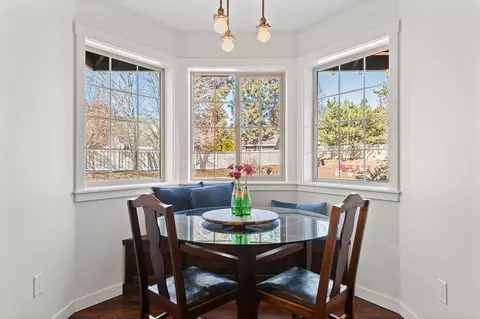 Dining - 61581 Range Pl, Bend, OR 97702 photo 4 of 4