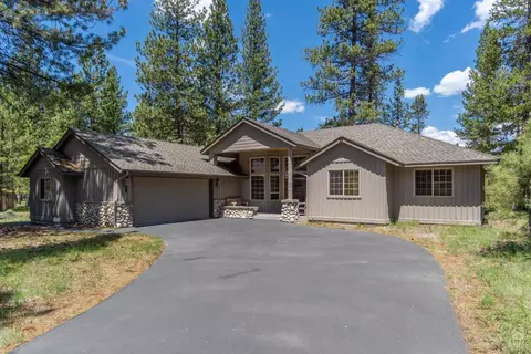 17592 Hummingbird Ln #20, Sunriver, OR 97707
