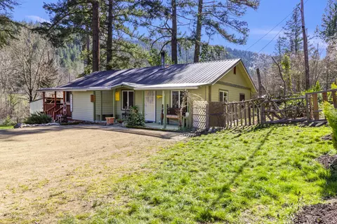 4269 Thompson Creek Rd, Applegate, OR 97530