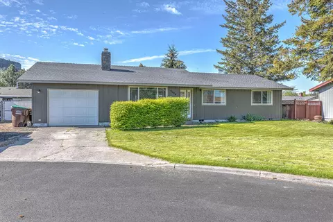1250 SE 7th St, Prineville, OR 97754