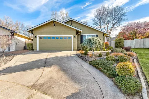 801 Sherbrook Ave, Medford, OR 97504