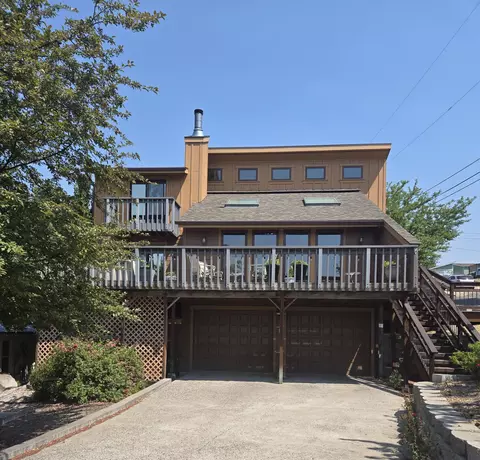 2245 Hughes St, Klamath Falls, OR 97601