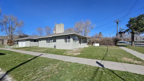 2403 Orchard Ave, Klamath Falls, OR 97601