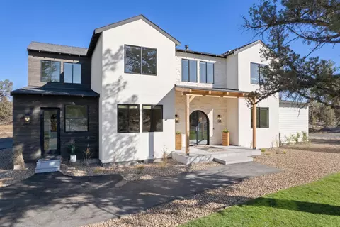 61370 Badlands Ranch Dr, Bend, OR 97701