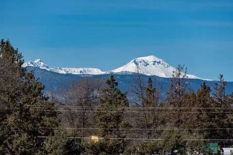 Other - 20230 Rogers Road Rd, Bend, OR 97703 photo 4 of 39