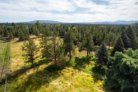 Other - 20230 Rogers Road Rd, Bend, OR 97703 photo 33 of 39