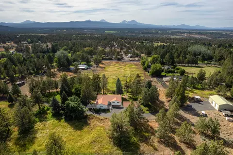 Other - 20230 Rogers Road Rd, Bend, OR 97703 photo 36 of 39