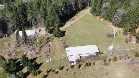 1413 Crooks Creek Rd, Selma, OR 97538
