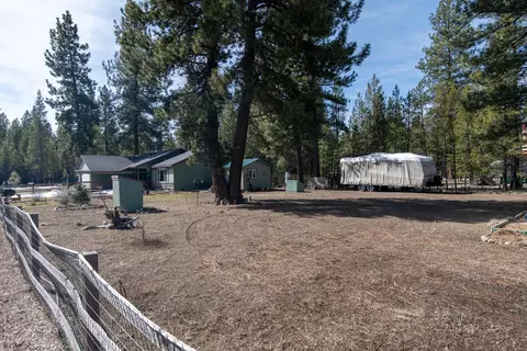 16373 Mule Deer Ln, Bend, OR 97707 photo 2