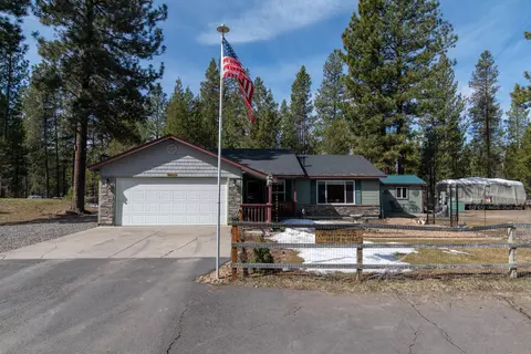 16373 Mule Deer Ln, Bend, OR 97707