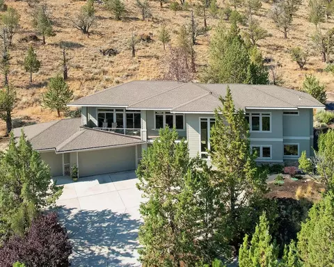 10157 Sundance Ridge Loop, Redmond, OR 97756