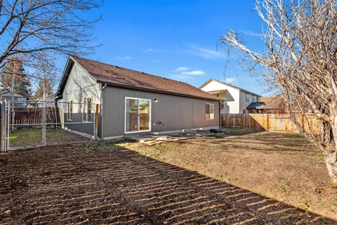 20060 Badger Rd, Bend, OR 97702 photo 23