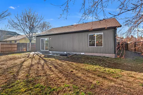 20060 Badger Rd, Bend, OR 97702 photo 26