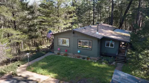 800 Pickett Creek Rd, Grants Pass, OR 97527