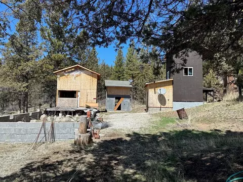 27 48 Acre Charlpine Rd, Beatty, OR 97621