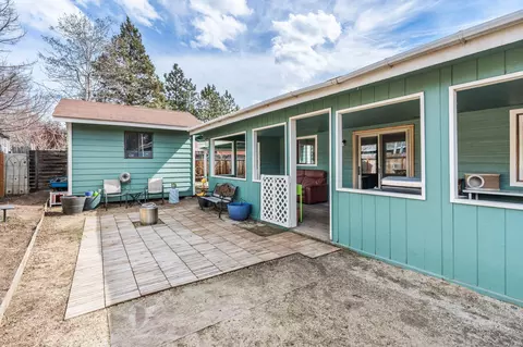 2818 NE Sycamore Ct, Bend, OR 97701 photo 24