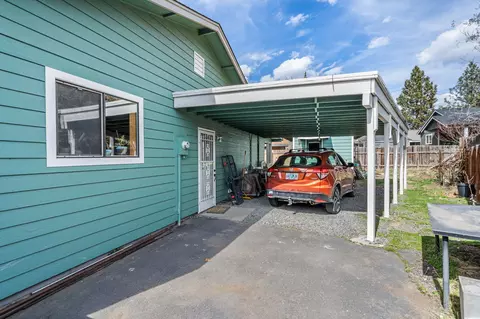 2818 NE Sycamore Ct, Bend, OR 97701 photo 21