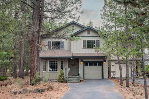 55636 Wagon Master Way, Bend, OR 97707