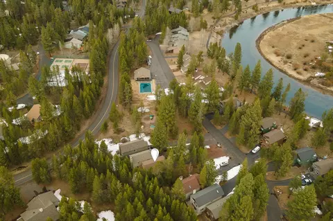55636 Wagon Master Way, Bend, OR 97707 photo 13