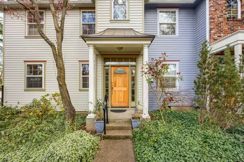 820 Park St, Ashland, OR 97520