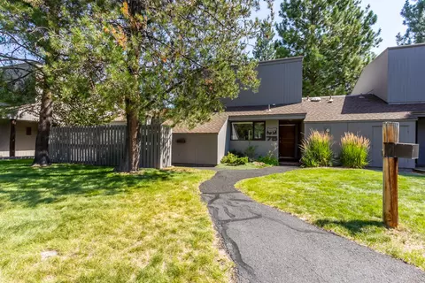 57253 Meadow House Loop, Sunriver, OR 97707