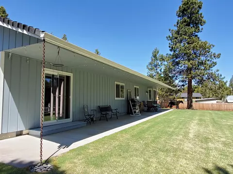 Exterior - 16518 Sprague Loop, La Pine, OR 97739 photo 6 of 18