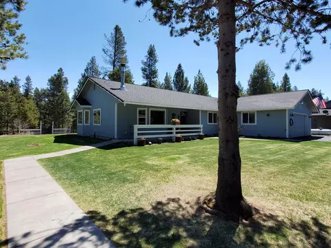 Exterior - 16518 Sprague Loop, La Pine, OR 97739 photo 9 of 18