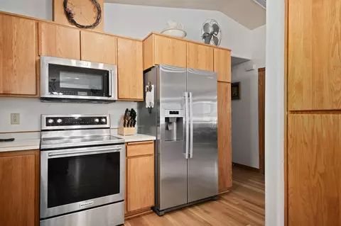 Kitchen - 16518 Sprague Loop, La Pine, OR 97739 photo 2 of 3