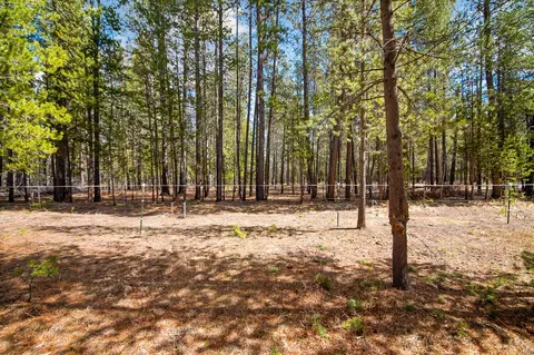 Exterior - 16518 Sprague Loop, La Pine, OR 97739 photo 13 of 18