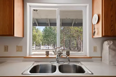 Kitchen - 16518 Sprague Loop, La Pine, OR 97739 photo 3 of 3