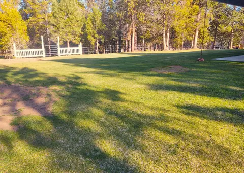 Exterior - 16518 Sprague Loop, La Pine, OR 97739 photo 18 of 18