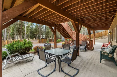 Exterior - 17085 Oxnard Rd, Bend, OR 97707 photo 4 of 4