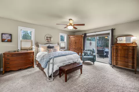 Bedroom - 17085 Oxnard Rd, Bend, OR 97707 photo 1 of 4