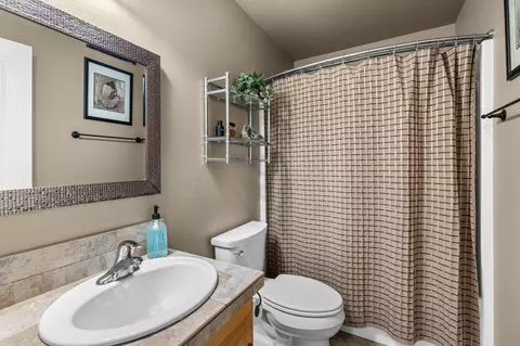 Other - 17085 Oxnard Rd, Bend, OR 97707 photo 3 of 11