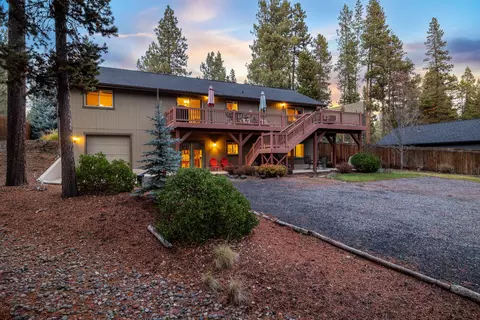 Exterior - 17085 Oxnard Rd, Bend, OR 97707 photo 3 of 4