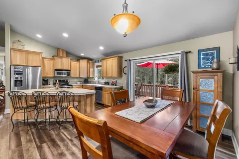 Dining - 17085 Oxnard Rd, Bend, OR 97707 photo 1 of 1