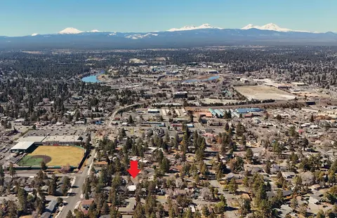 504 SE 5th St, Bend, OR 97702