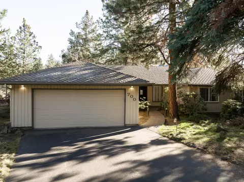 700 NW Broken Arrow Rd, Bend, OR 97703 photo 38