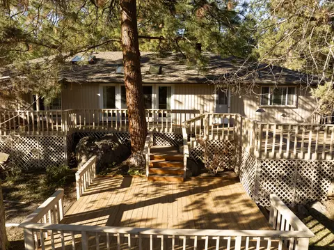 700 NW Broken Arrow Rd, Bend, OR 97703 photo 2