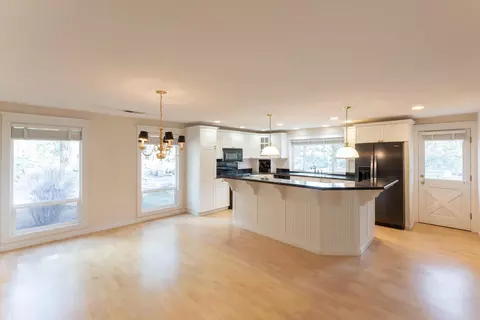 700 NW Broken Arrow Rd, Bend, OR 97703 photo 10