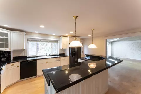 700 NW Broken Arrow Rd, Bend, OR 97703 photo 11
