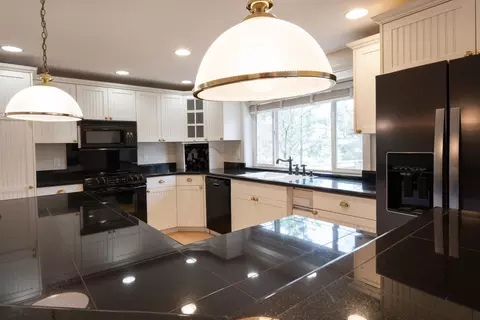 700 NW Broken Arrow Rd, Bend, OR 97703 photo 15